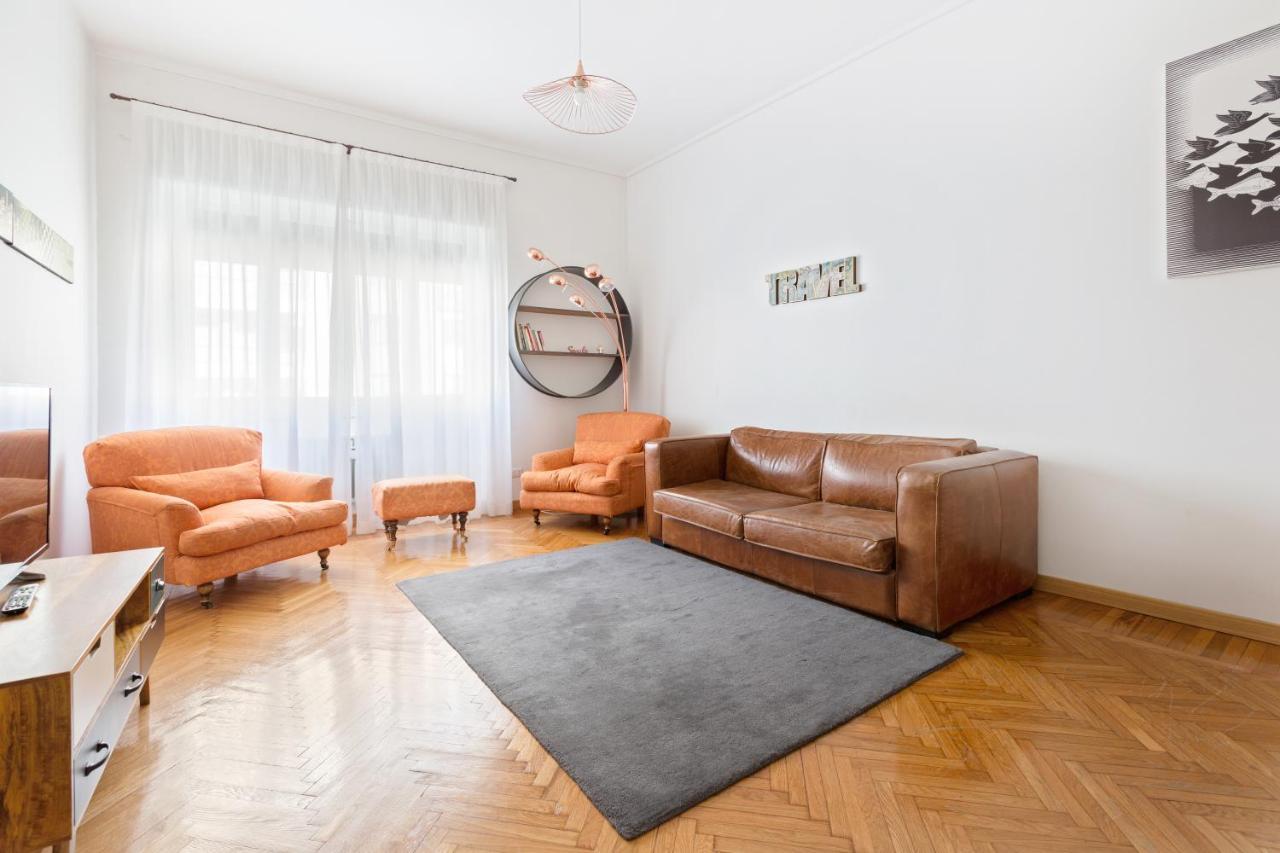 Apartment Roomy Duomo & San Babila Mailand
